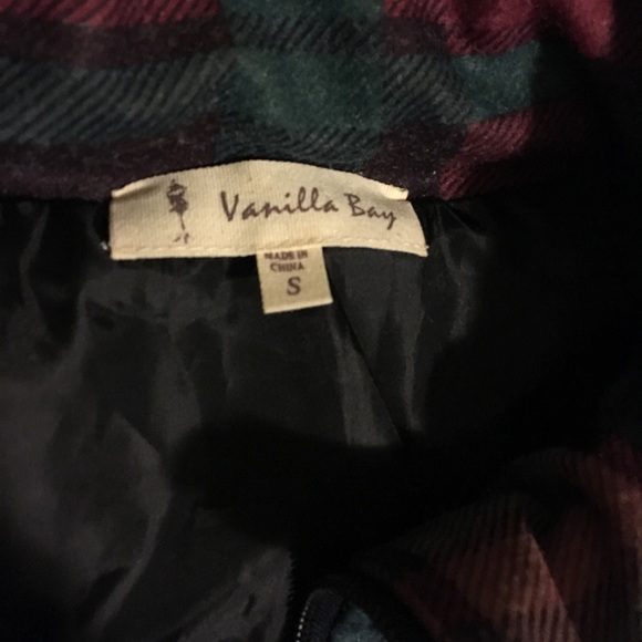 CLOSET CLEAROUT!! - Picture 2 of 4